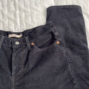 Levi’s Wedgie Straight